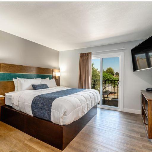 Mainstay Suites Moreno Valley Near March Air Reserve Base Exteriör bild
